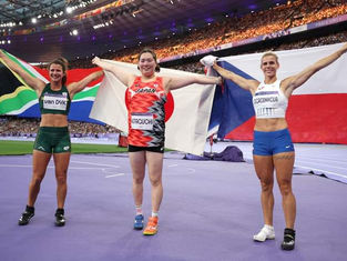 Jo-Ane van Dyk Secures Silver in Paris 2024 Olympics Javelin Throw