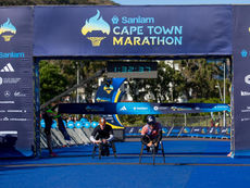 Watanabe and Wheeler Win the Wheelchair Invitational at the Sanlam Cape Town Marathon