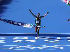 Running Towards Glory: Tola Tamirat's Olympic Triumph