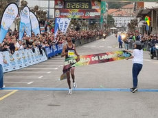 Kejelcha goes No.3 all time with 26:37 10km in Laredo