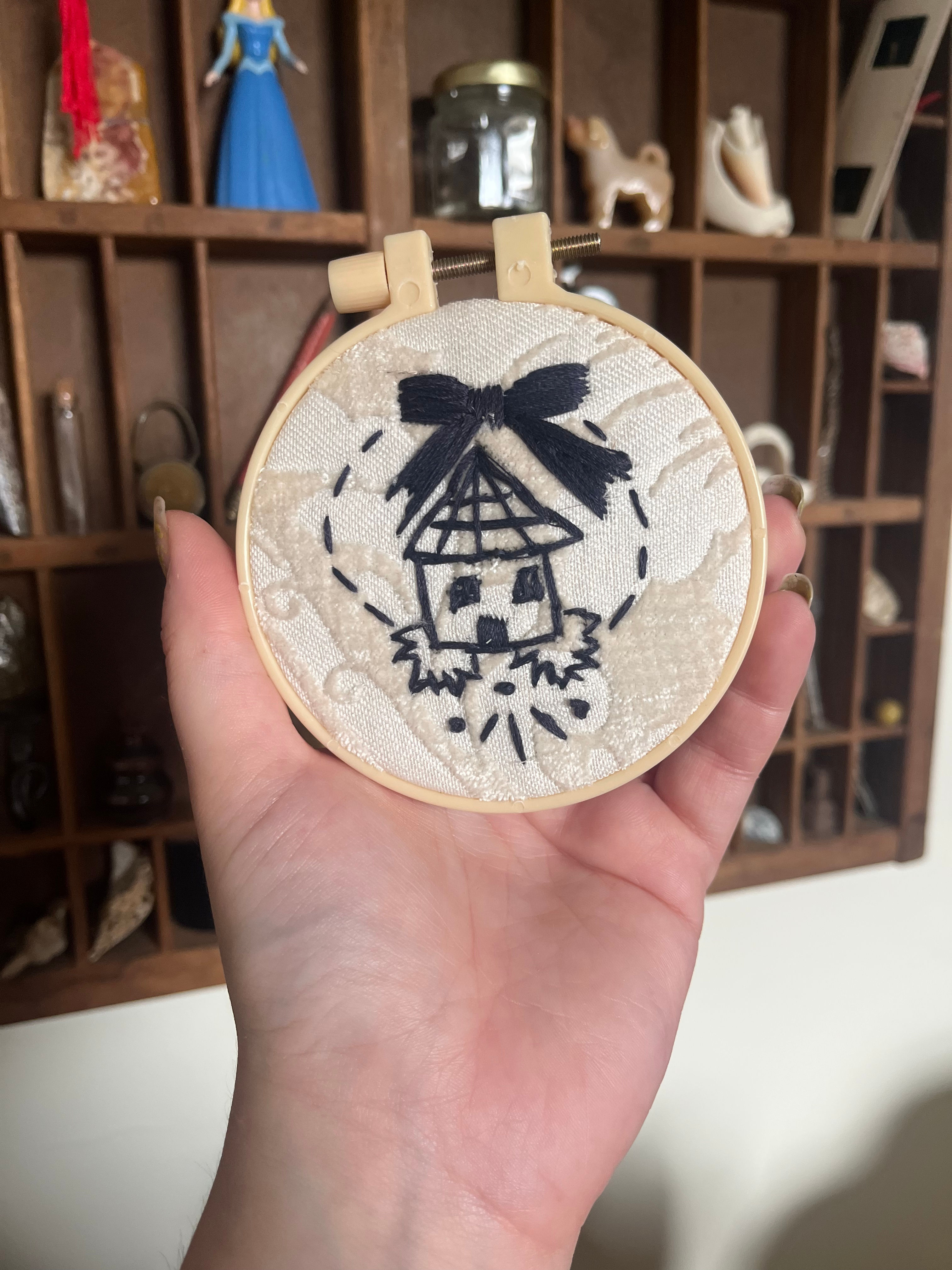XS Hoop: Folk Art House 