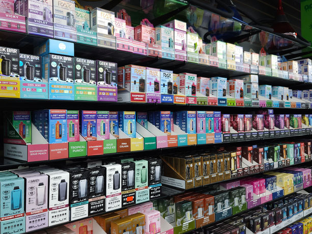 Geek Bar, Lost Mary, Raz Vapes