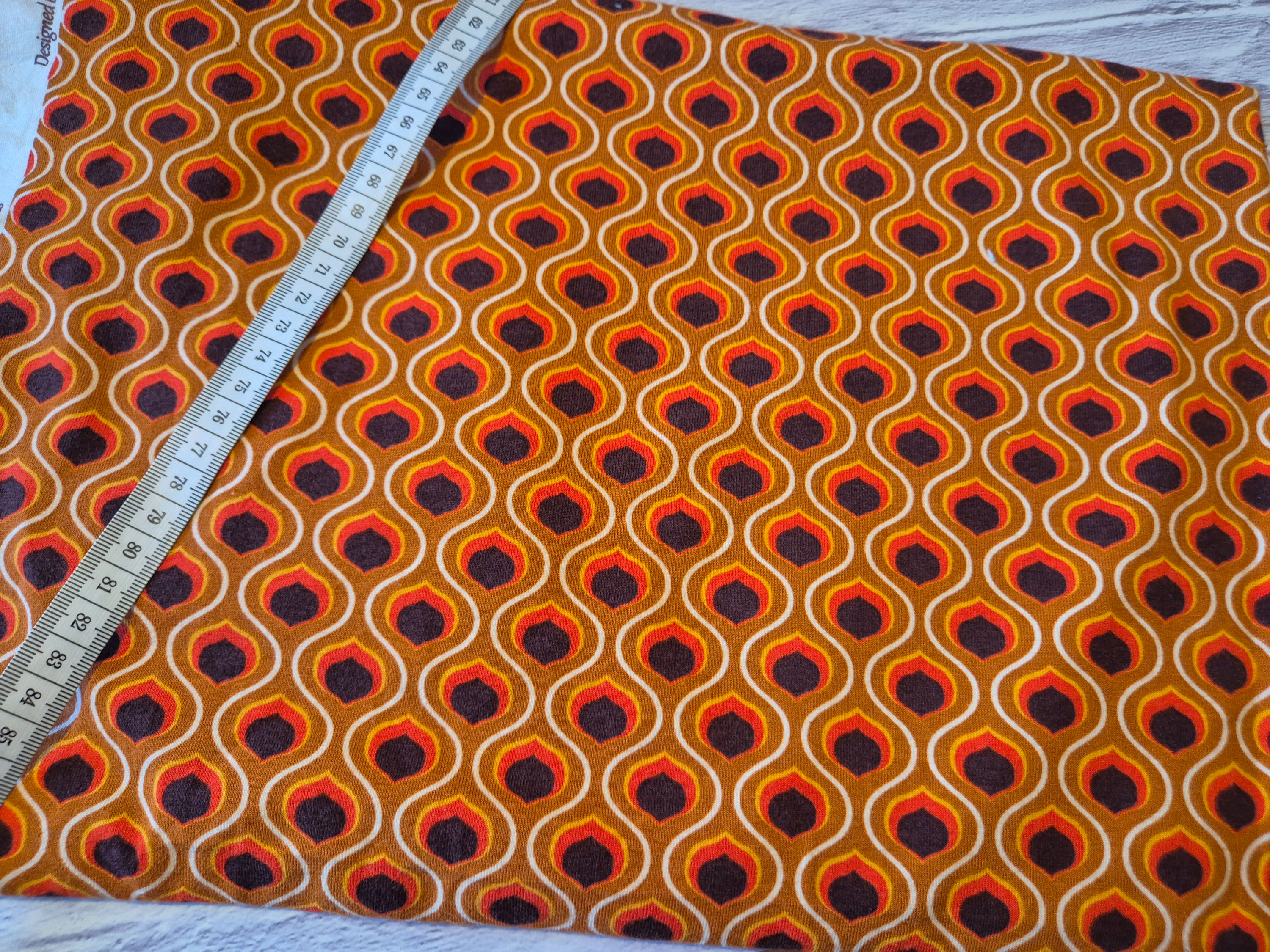 Retro pattern, cotton jersey