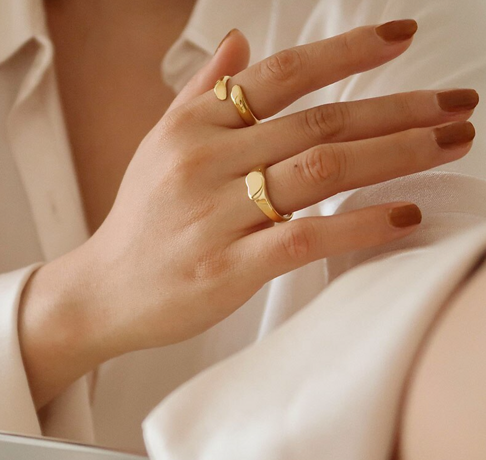 Women's Signet Heart Ring