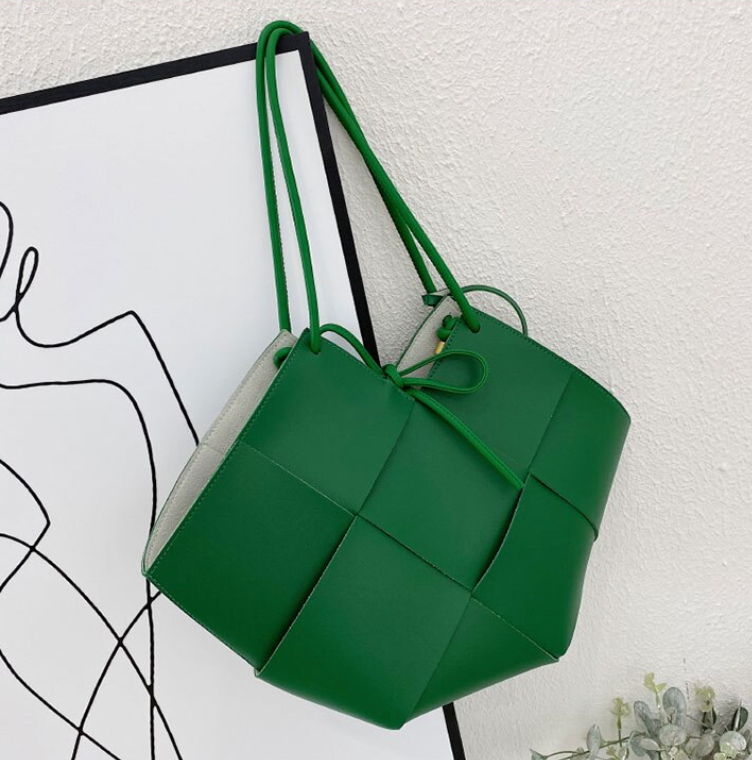 Thumbnail: Woven Style Design Tote bag