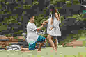 pedido de casamento na praia, pedido de casamento, ensaio de gestante na praia, ensaio de gestante, mão de menina, mãe de menino, surpresa de pedido de casamento, cook mella
