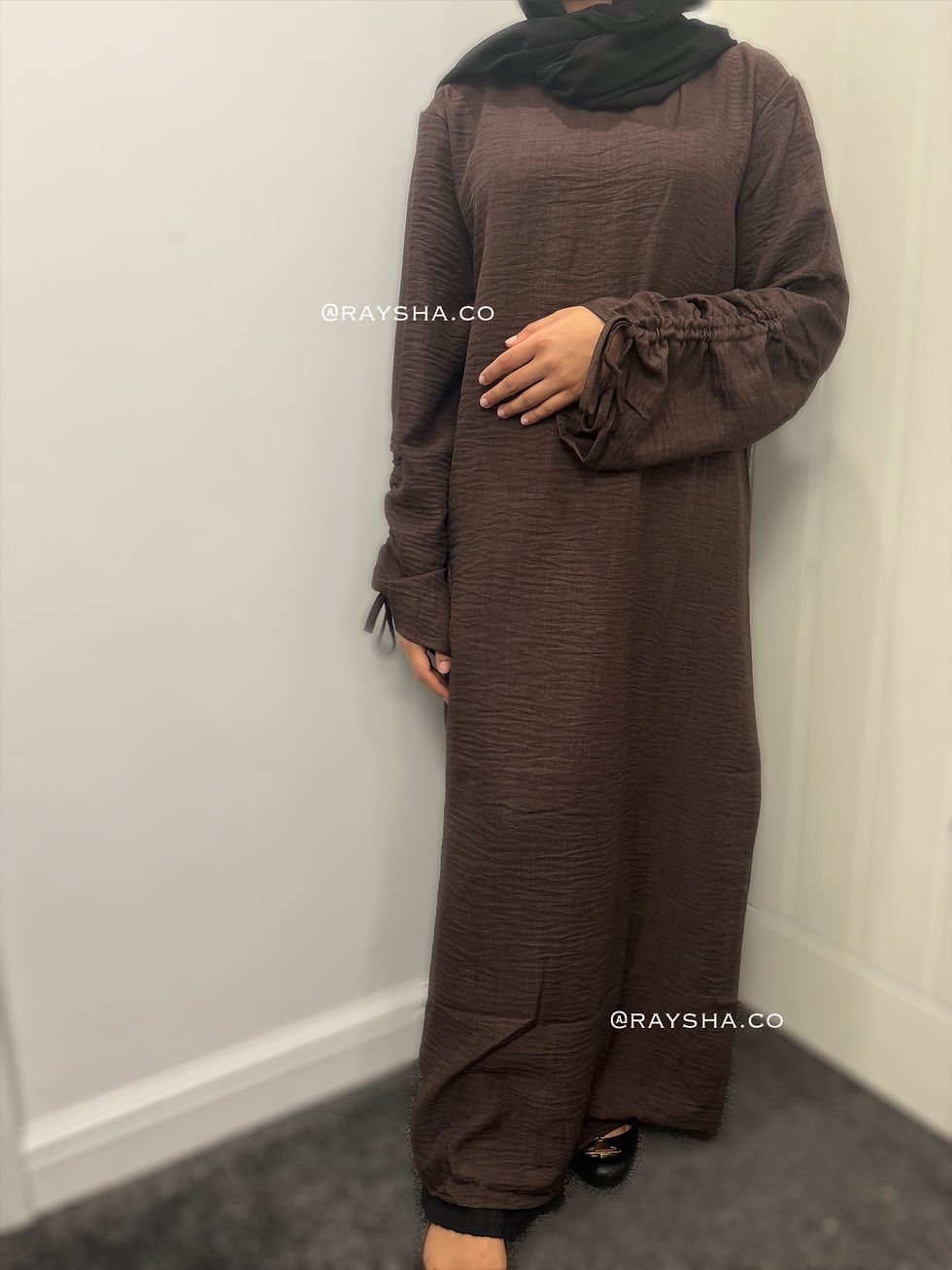 Thumbnail: Madiya Abaya - Brown
