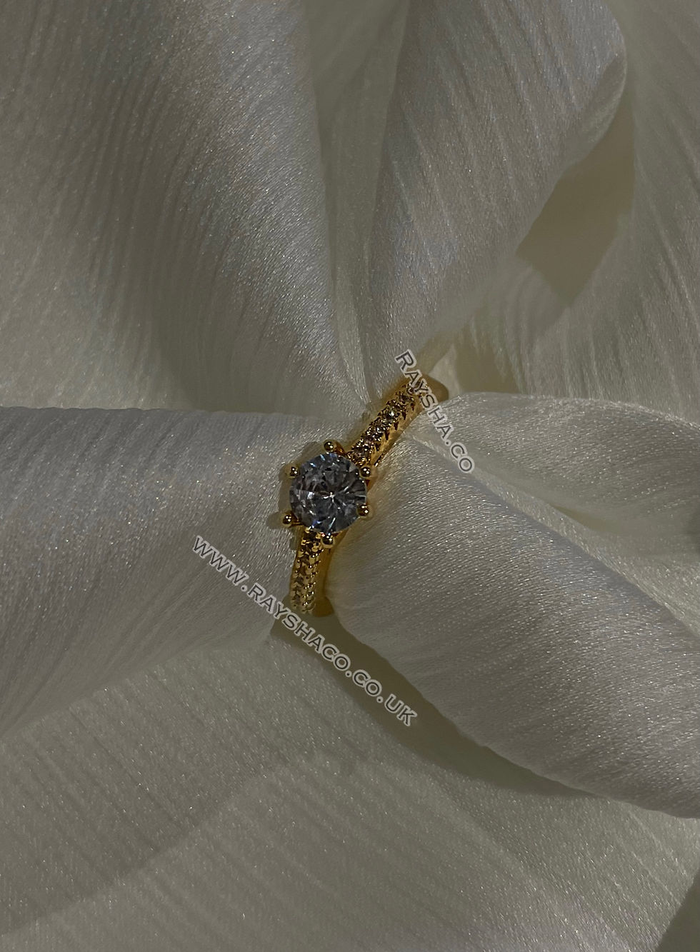RC05 - 6 claw diamond gold plated adjustable ring