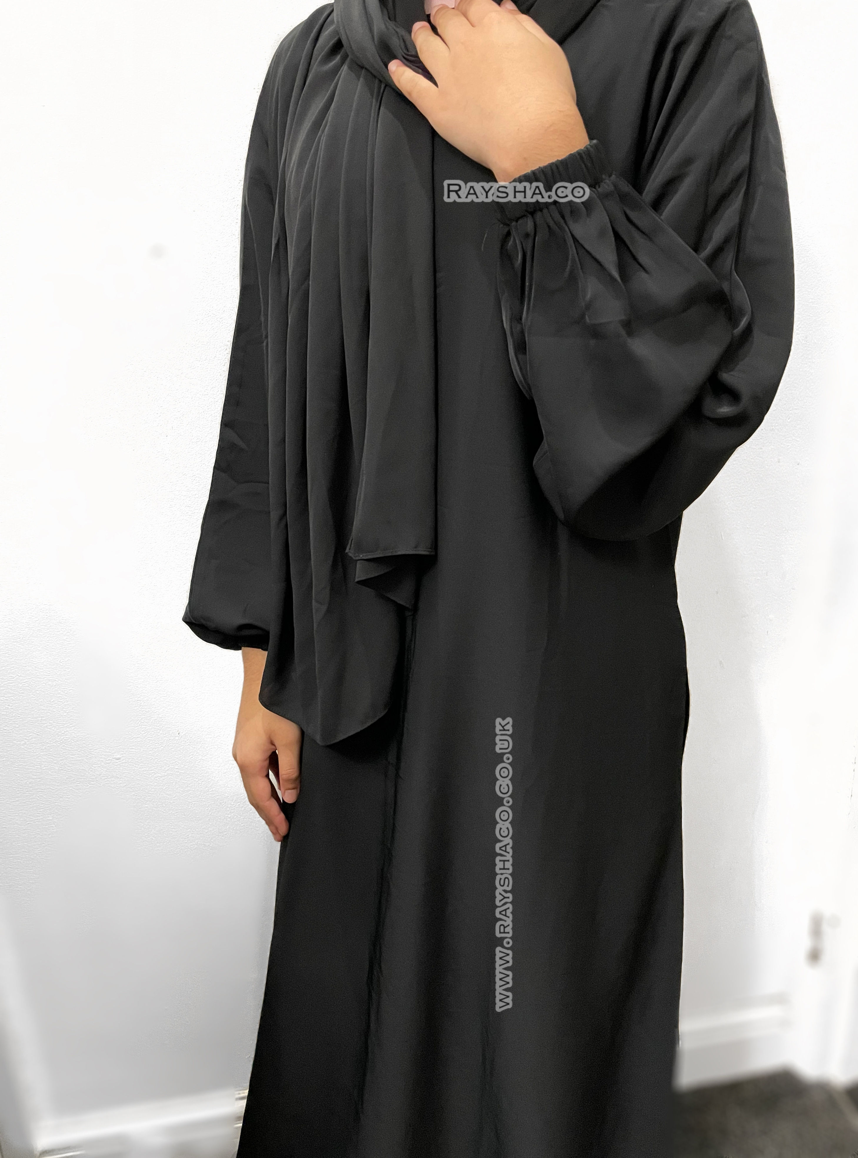 Petite Aisha Abaya-black