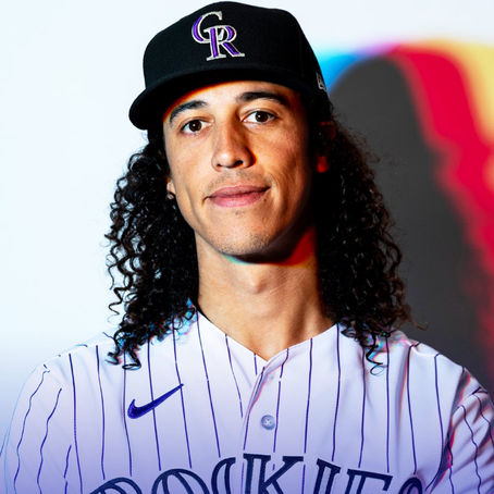 Mariners Add Utility Man on a Minor League Deal