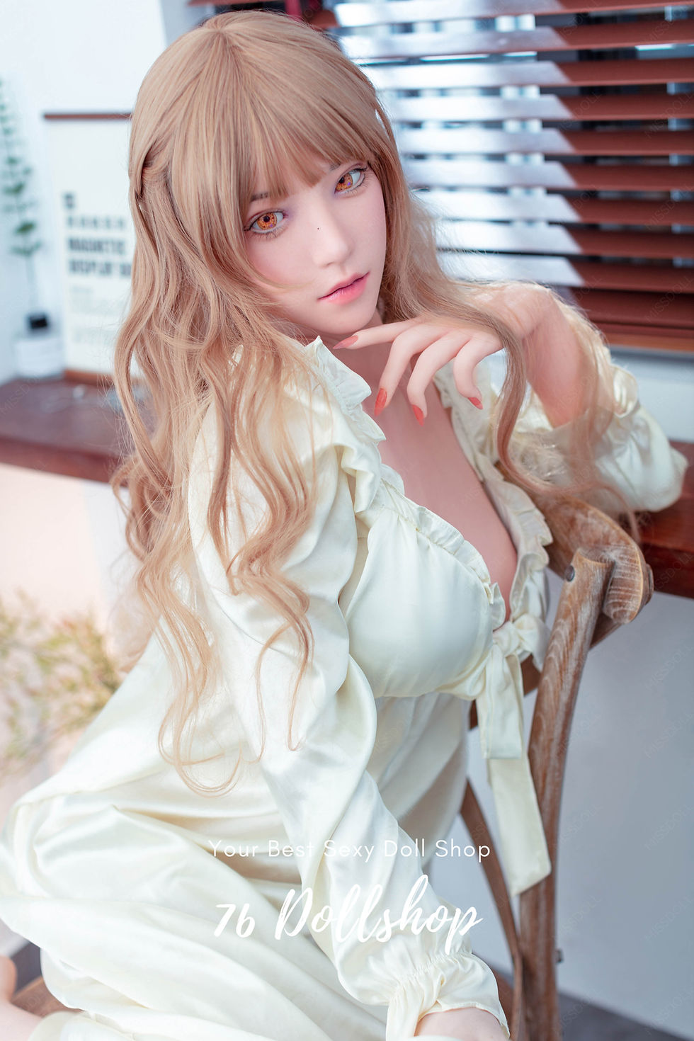 Thumbnail: Bi Zhiliang-iris-(all silicone)