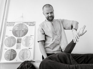 Comment la kinésiologie peut renforcer votre estime et confiance en soi ?