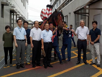 濟々黌飾馬奉納団の方々がご挨拶に来られました。