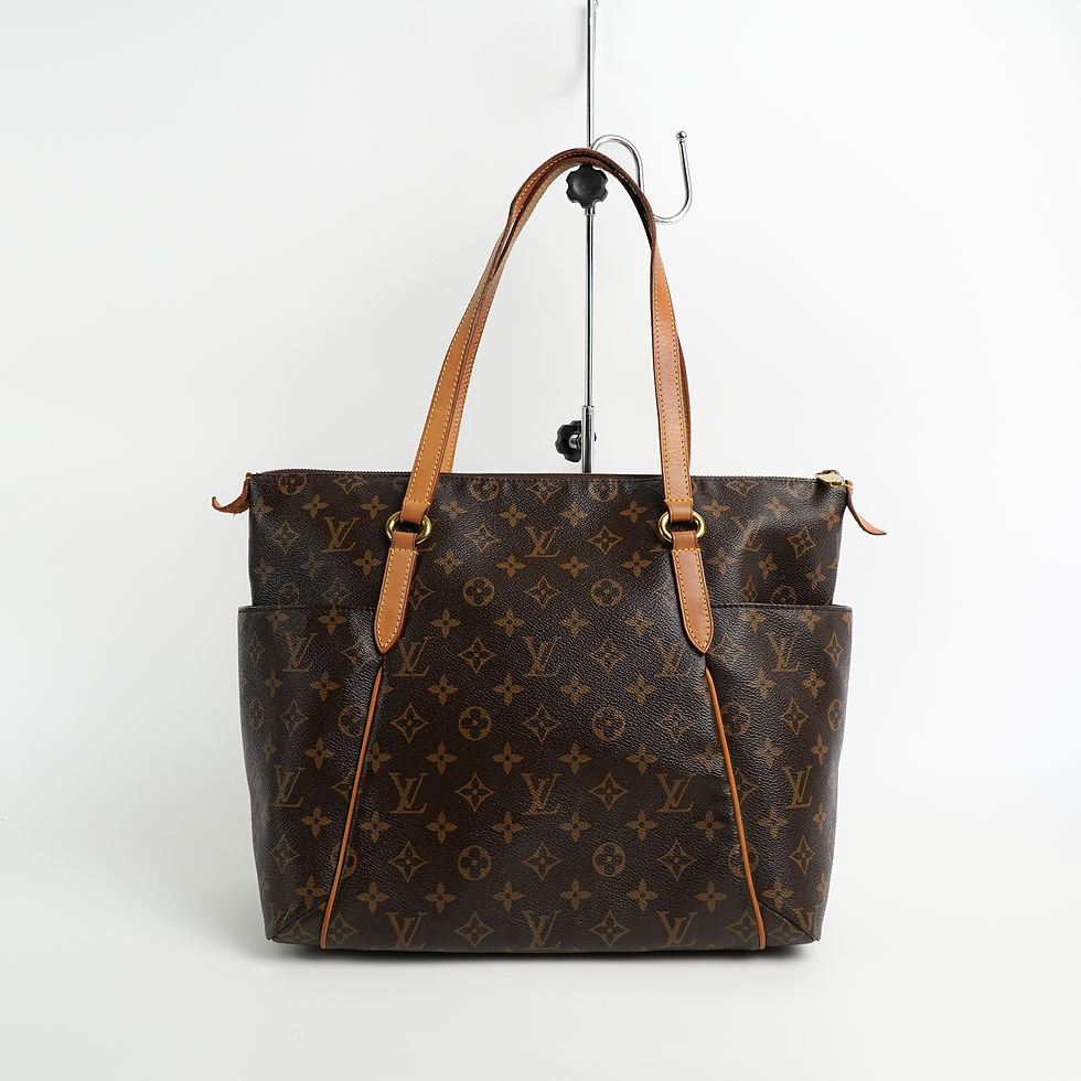 ภาพขนาดย่อ: Louis Vuitton   Totally Monogram Bag