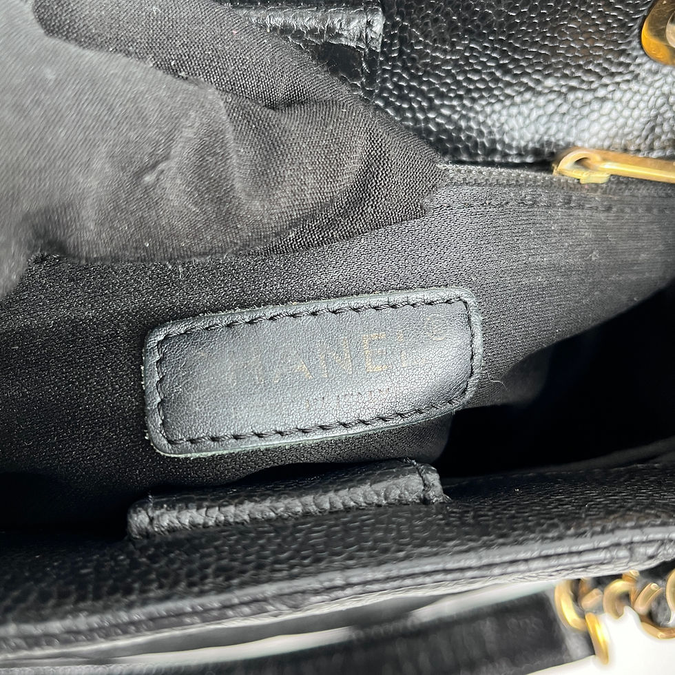 ภาพขนาดย่อ: Chanel  PST Caviar GHW