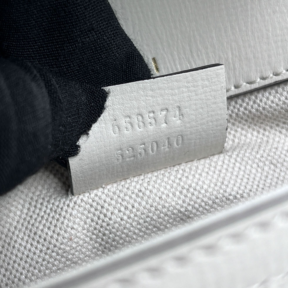 ภาพขนาดย่อ: Gucci  Horsebit 1955 mini shoulder bag Full set พร้อมใบเสร็จ