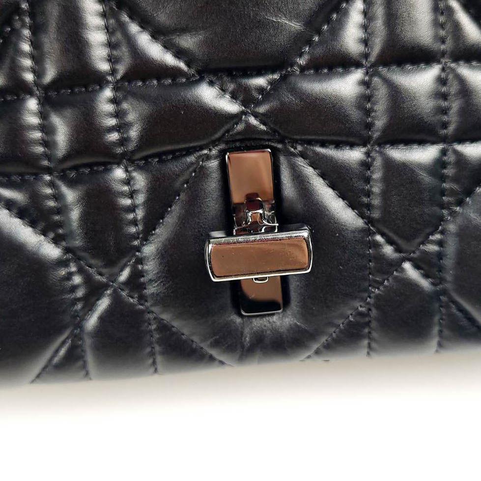 ภาพขนาดย่อ: Christian Dior  Medium Dior Caro Bag Black