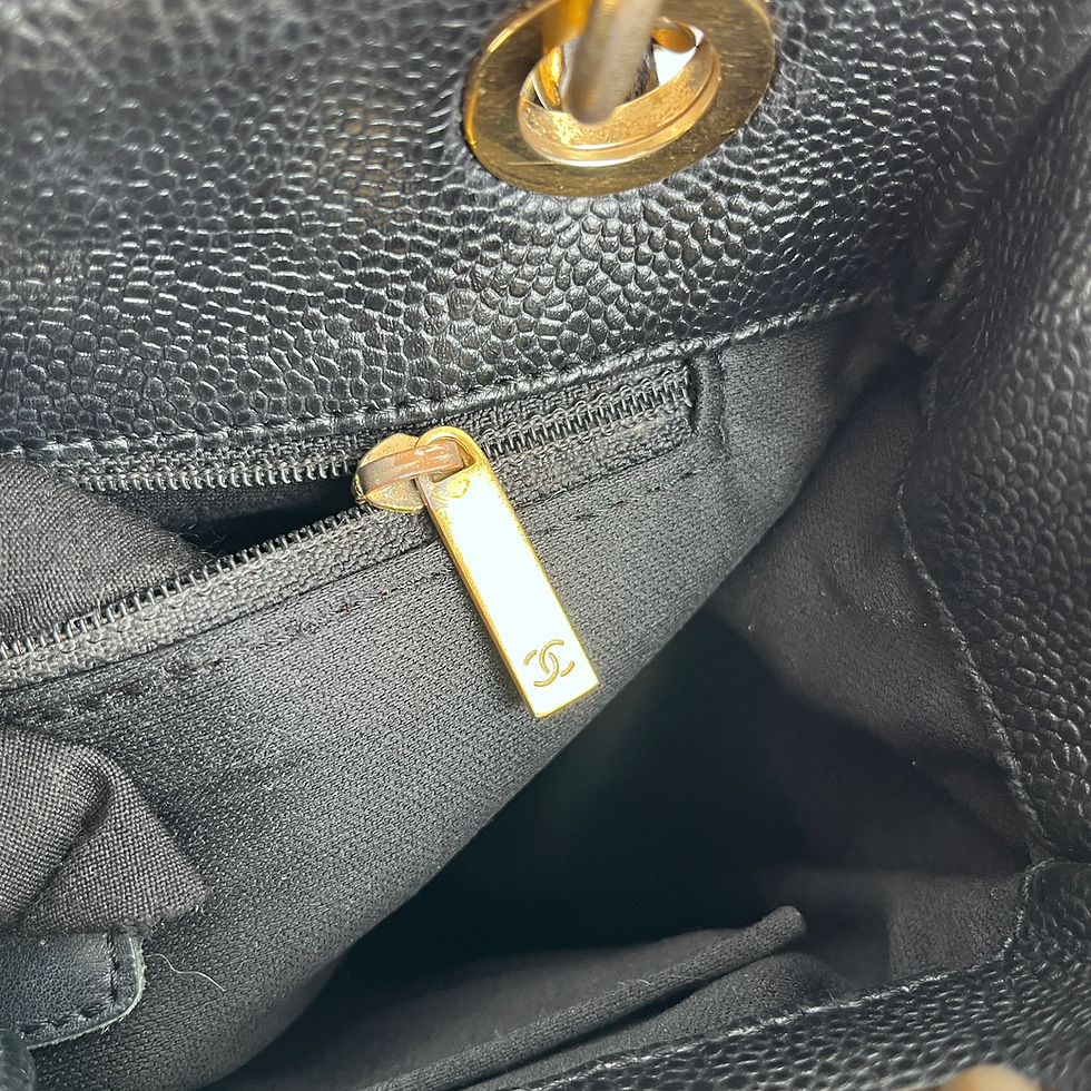 ภาพขนาดย่อ: Chanel  PST Caviar GHW
