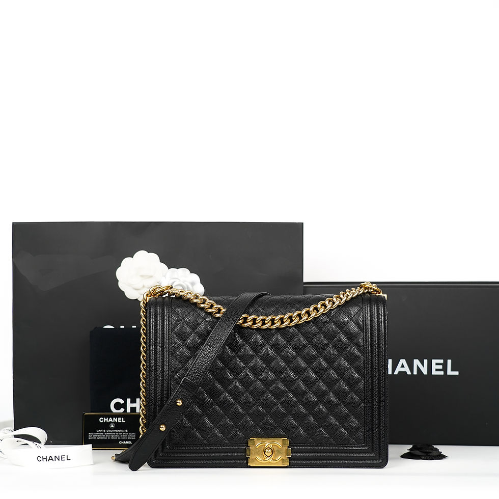 ภาพขนาดย่อ: Chanel  Boy 12" Caviar GHW Fullset