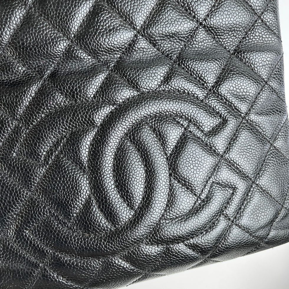 ภาพขนาดย่อ: Chanel  PST Caviar GHW