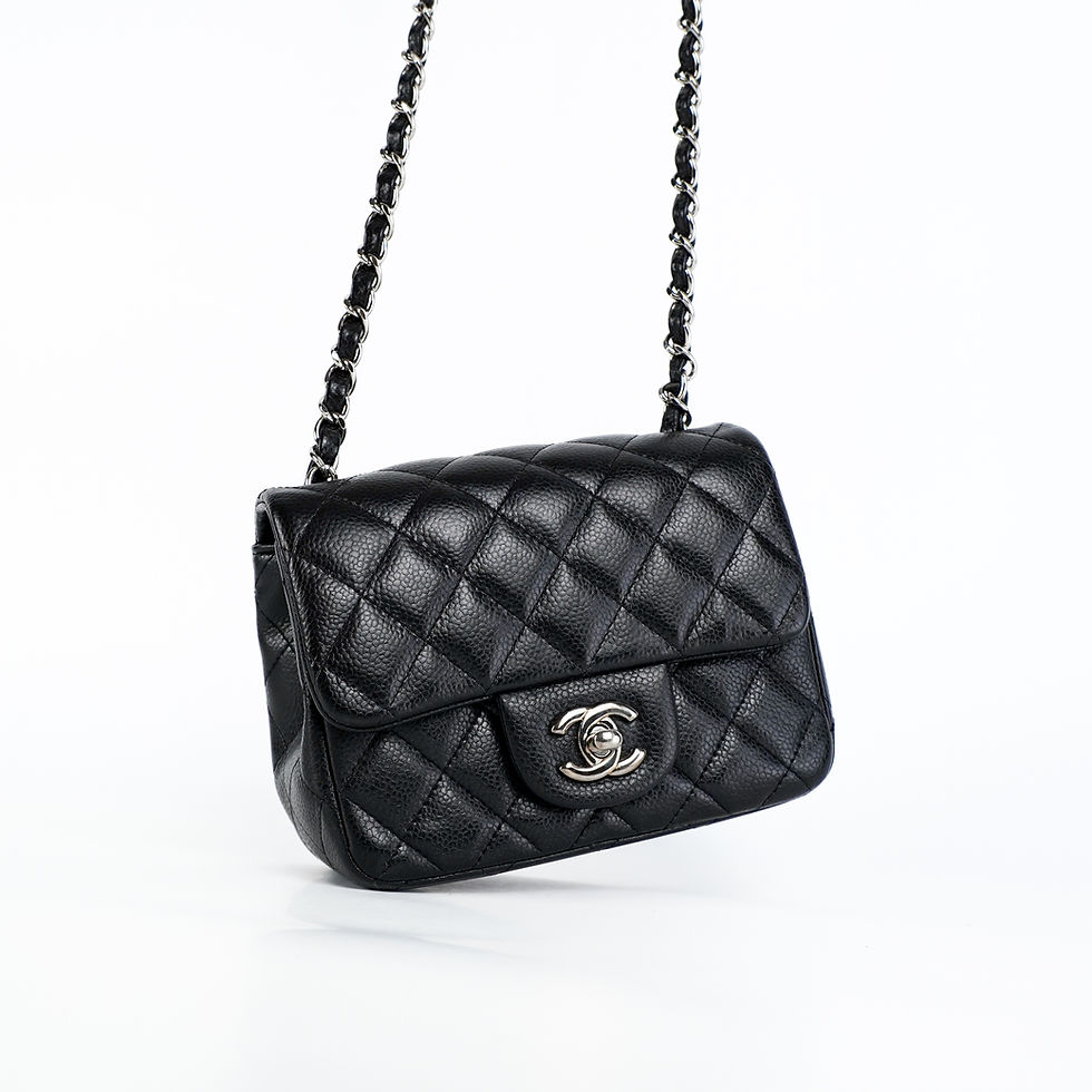 ภาพขนาดย่อ: Chanel  Classic mini 7 caviar Bag