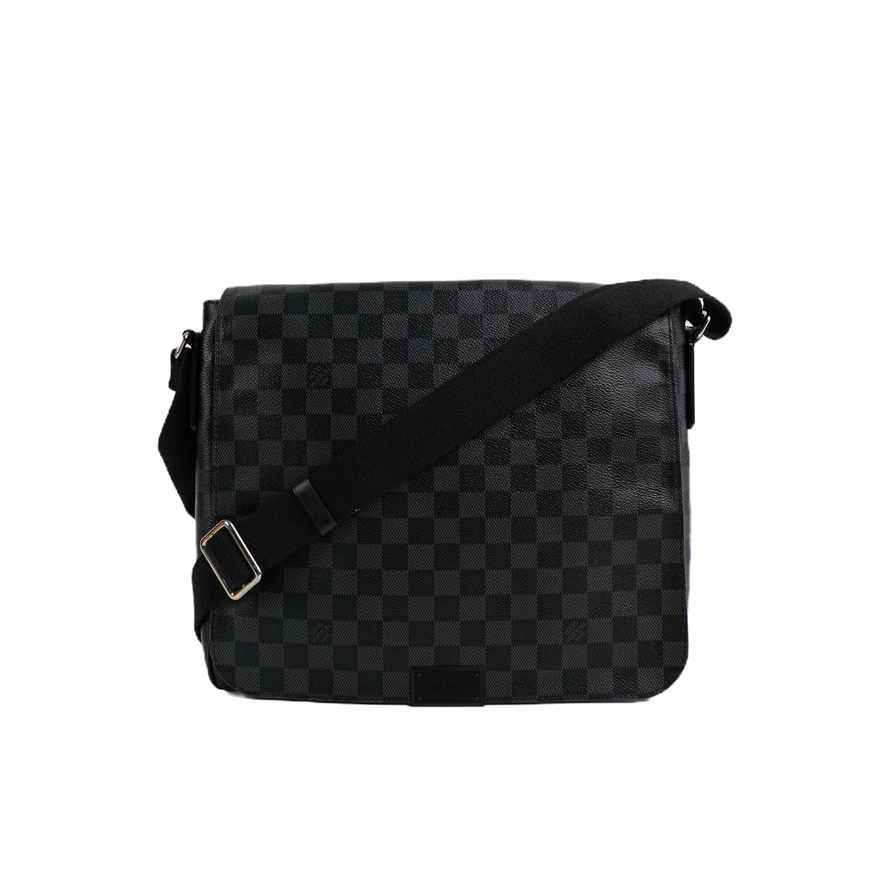 Louis Vuitton Districe MM Damier Graphite Bag