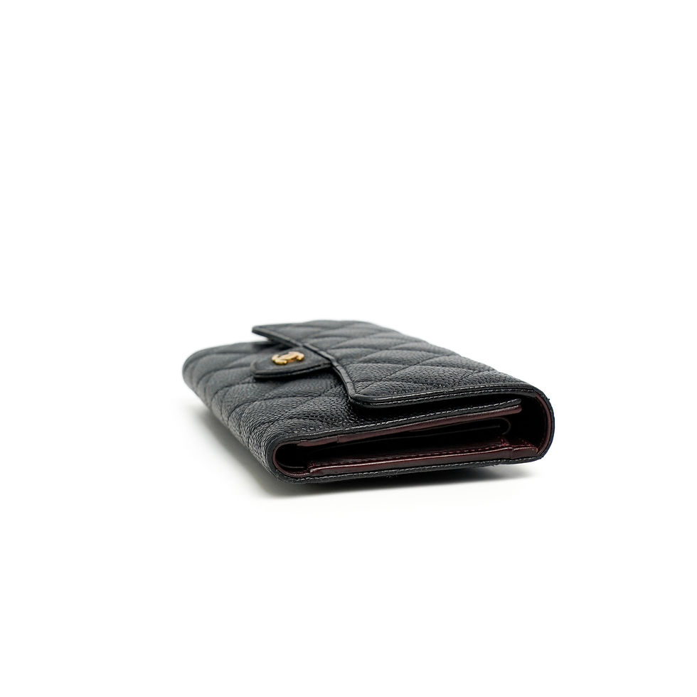 ภาพขนาดย่อ: Chanel  Classic Tri Fold Long Wallet
