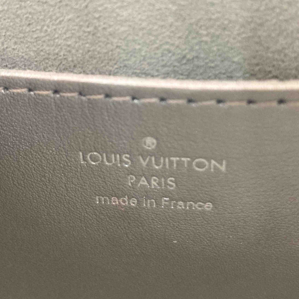 ภาพขนาดย่อ: LOUIS VUITTON  Sequins Monogram Twist Shoulder Bag