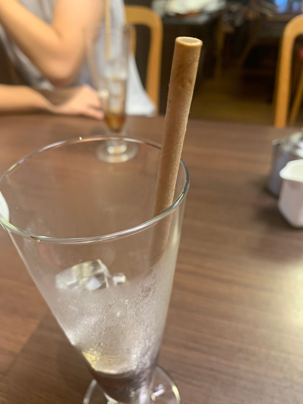 紙のストロー