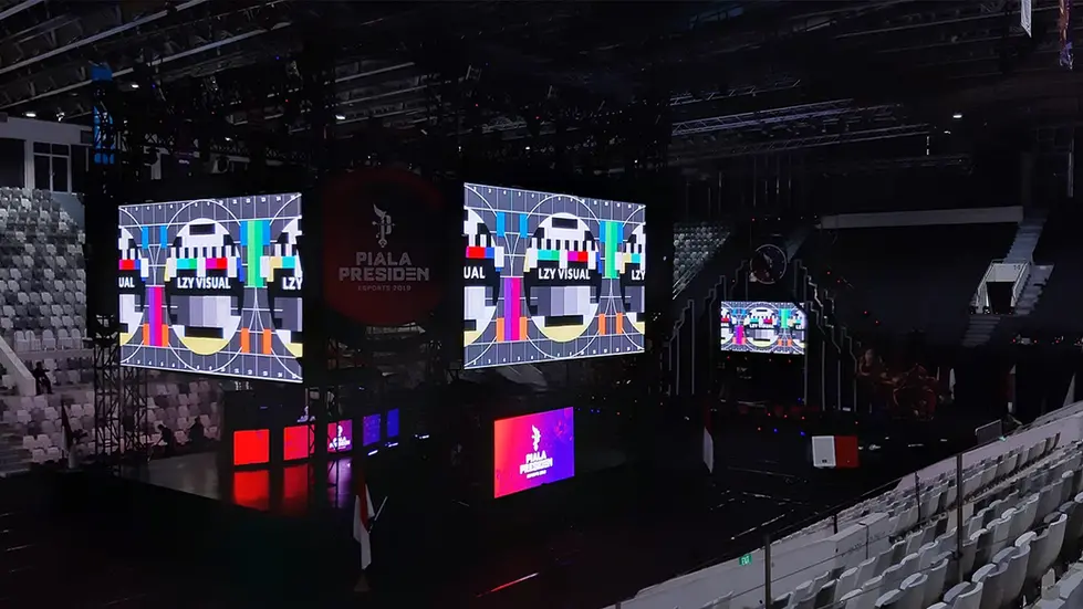 Visual Stage oleh LZY pada Piala Presiden Esports 2019