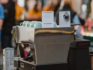 Baksiden av nye La Marzocco Linea Mini R på rRebel sin stand på NCF