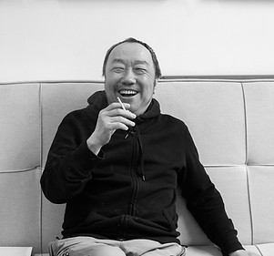 艺术家肖像_武艺.jpg