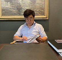 策展人 吴昊.jpg