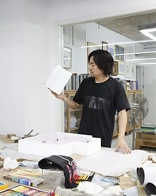 Li Qing Artist image.jpg