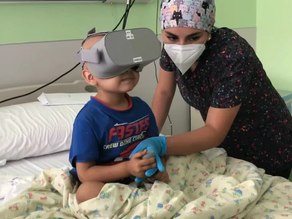 Innovador Proyecto Utiliza Realidad Virtual para Mejorar la Calidad de Vida de Pacientes Pediátricos en el HRA