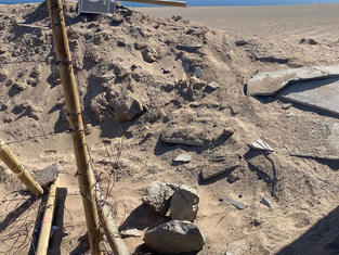 Denuncian destrucción de señalética y huellas de cuatrimoto en zonas protegidas de La Portada, Antofagasta