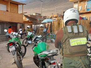 Operativo policial en Macro Campamento Los Arenales de Antofagasta: 7 detenidos y 31 infracciones