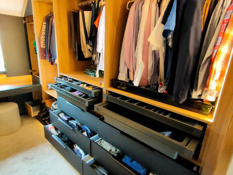 5 Effective Ways To Make A Small Bedroom Seem Bigger