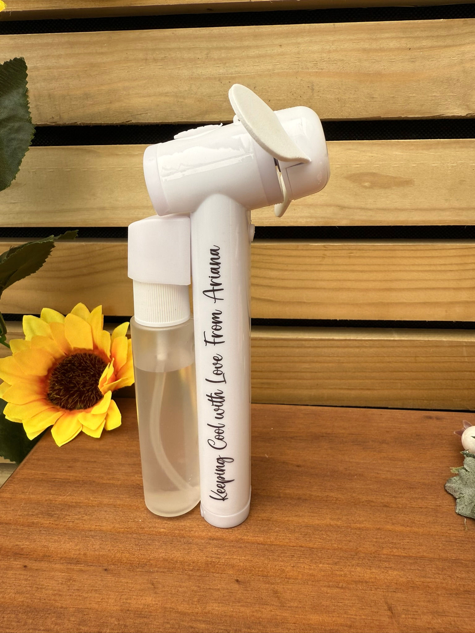 Personalised Handheld Fan, Custom Battery Fan ,Custom Fan and Vaporiser,Xmax Gif