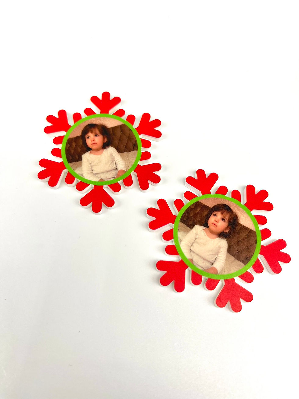 Thumbnail: Cupcake topper personalised with photo | Red Snowflake Topper Discs