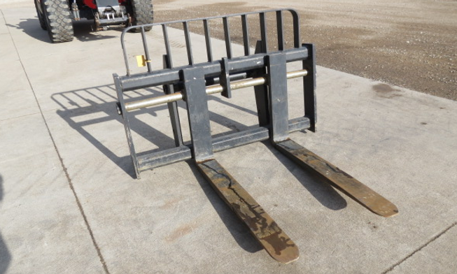 Used Arrow Manufacturing Pallet Forks 
(Stk# 6393)
