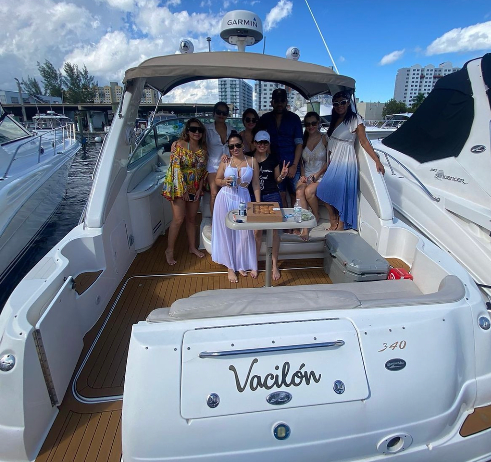 Thumbnail: 37ft searay
