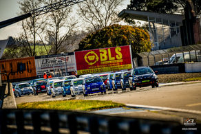 Ce week-end a eu lieu la première manche de la saison de la Coupe de France des Circuits. C’est sur le Circuit Paul Armagnac que les monoplaces, prototypes, berlines et GT se sont élancés pour effectuer leurs premiers tours de roues de l’année.