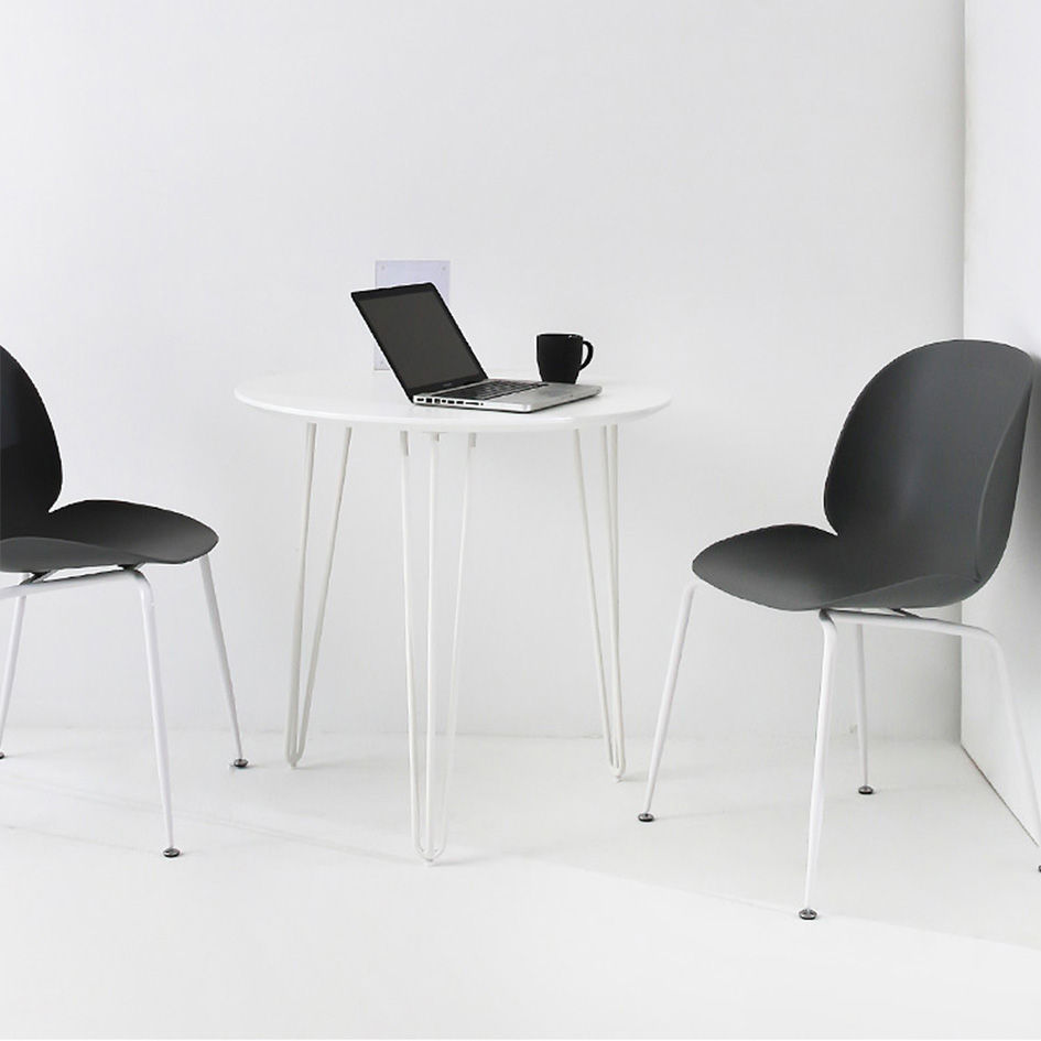 Thumbnail: Tri-Modern Table