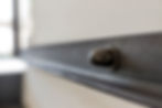 onbewert staal details in moderne woning