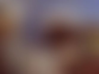 escena de la película "ET el extraterrestre" del año 1982 dode se ve el encuentro entre la niña protagonista con el extraterrestre.