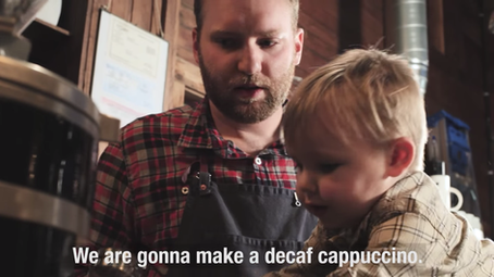 Padre, hijo y un cappuccino