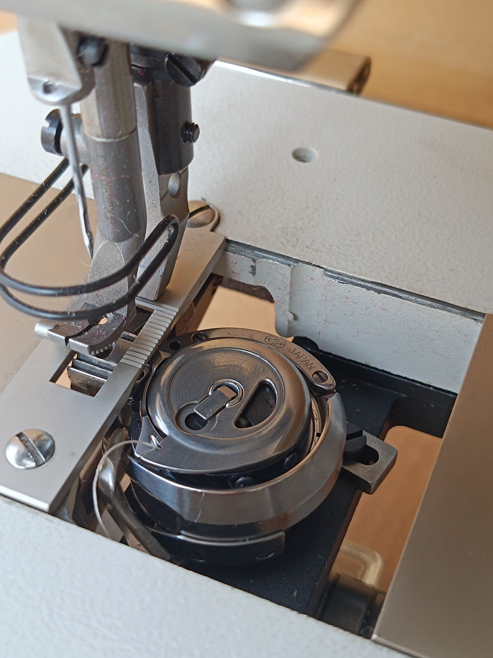 Miniatura: Máquina Costura Reta Triplo Valana 1245