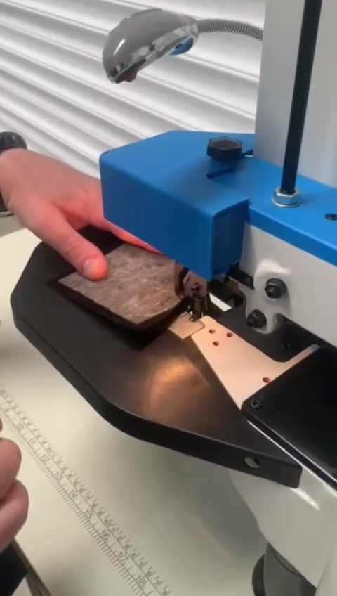 Miniatura: Máquina Virar Corte Palmilha Valana VL 701A