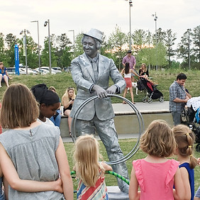 Living Statue